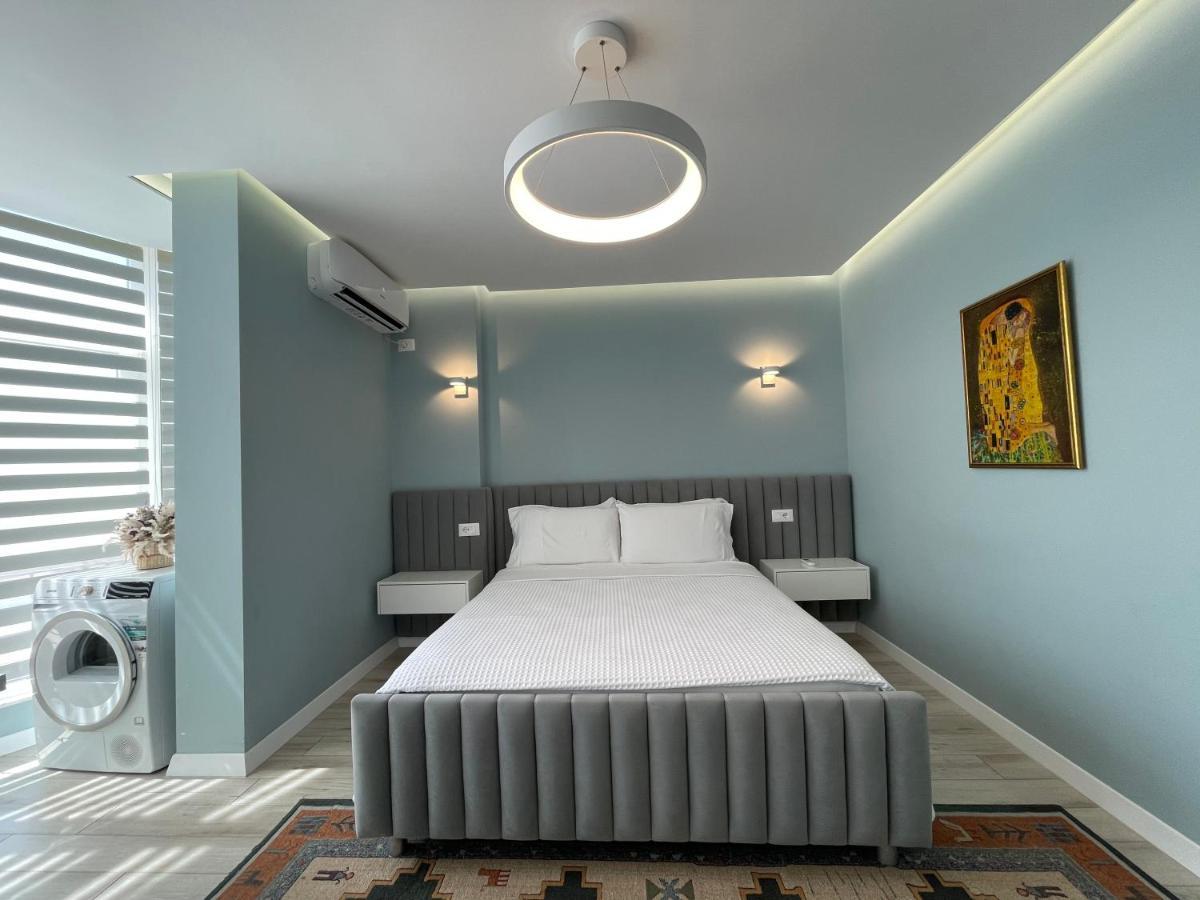 Comfort Apartment In City Center Тирана Экстерьер фото
