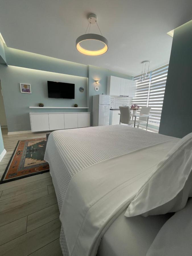 Comfort Apartment In City Center Тирана Экстерьер фото